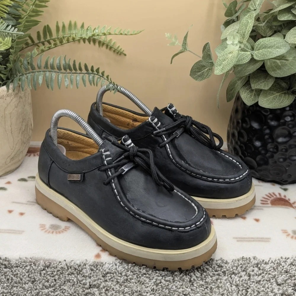 Buffalino Black Leather Work Style Shoes Mens/Youth Size 6. (38) Women's Sz 7.5
